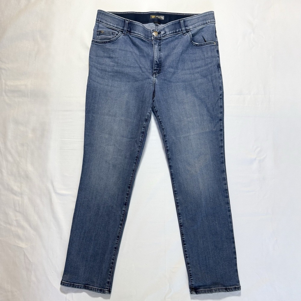 Lee Flex Motion Plus 18W Long Straight Leg Mid Rise Stretch Jeans Dark Wash
